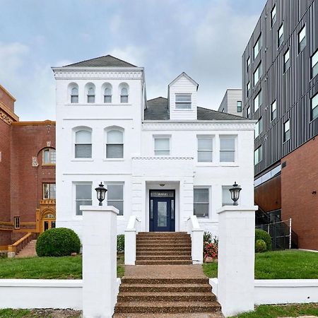 White House At Grand Central Tower Grove 外观 照片